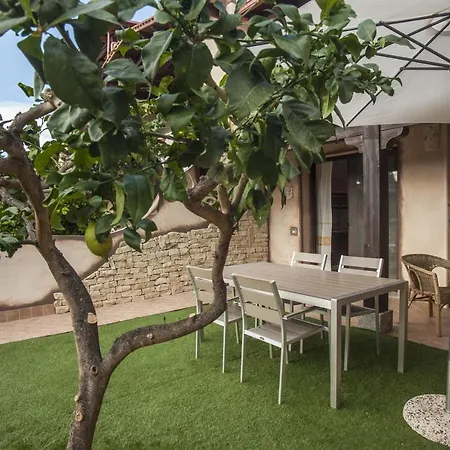Holiday home Sobia Manna Chia